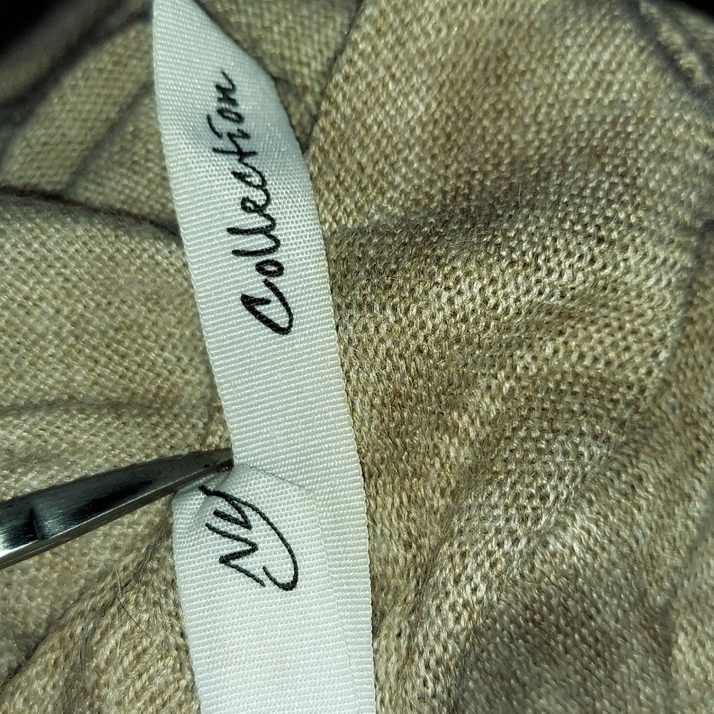 NY Collection sweater - Picture 5 of 7